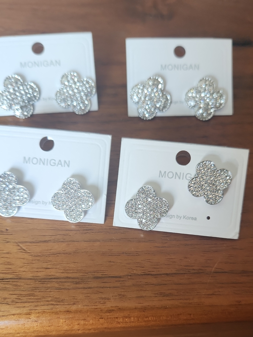 Fashion Jewelry Silver Crystal Clover Stud Earrings